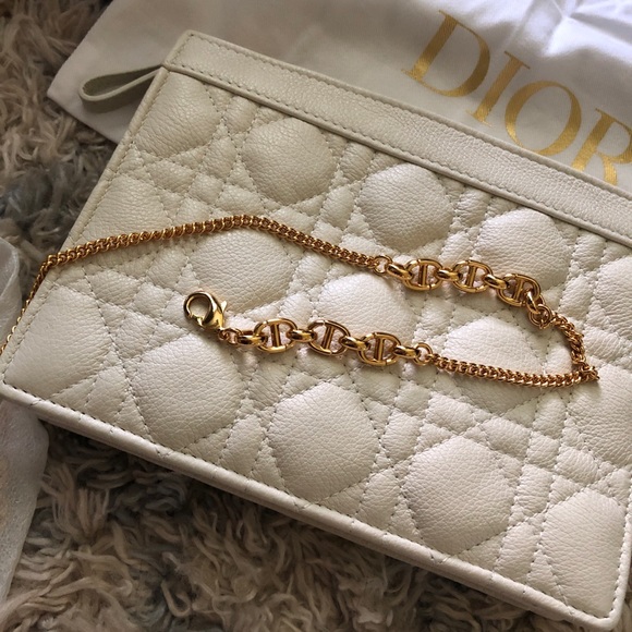 CHRISTIAN DIOR CARO ZIPPED POUCH WITH CHAIN - Picture 5 of 8